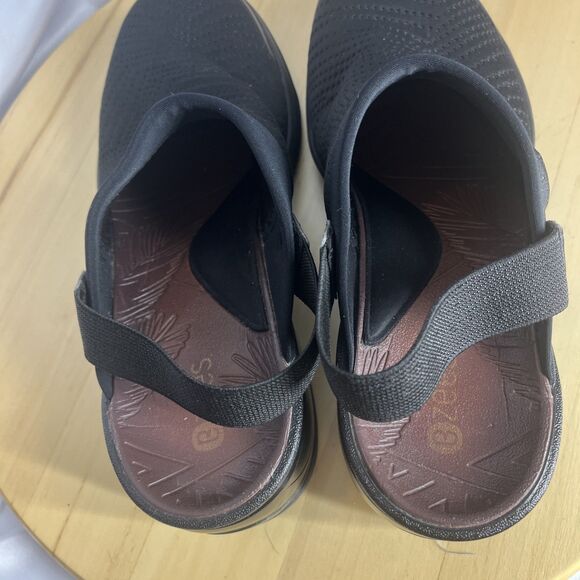 Bzees Shoes Womens 9M Kitty Slingback Clogs Black Round Toe Comfort Wedge - Picture 10 of 13